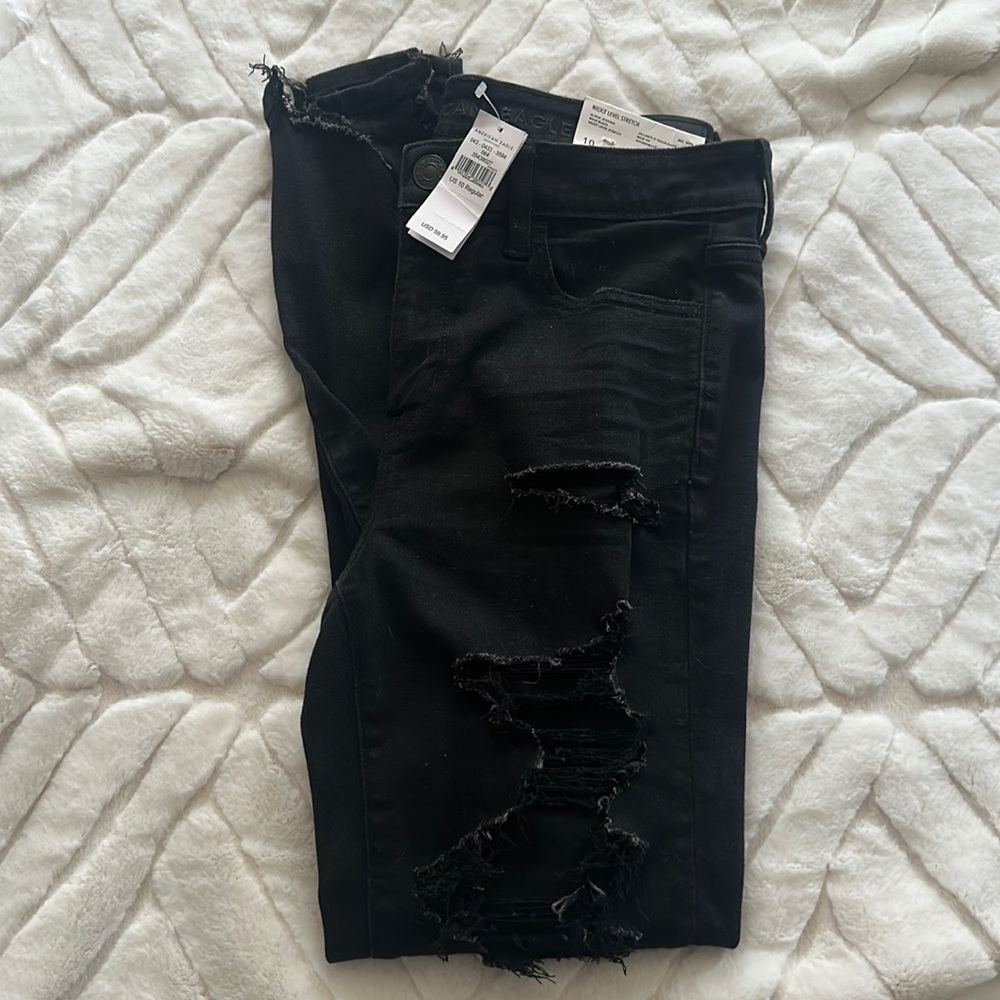 American Eagle distressed jeans